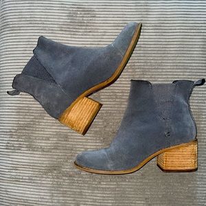 Tom’s gray suede booties